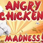 En sint, muskuløs kylling med knyttet neven foran oransje strålemønster og teksten Angry Chicken Egg Madness!
