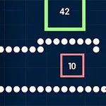 Hvit prikket slange beveger seg gjennom et rutenett med fargede firkanter som har tallene 5, 42 og 10