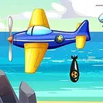 Blått og gult propellfly flyr over havet med bombe hengende fra understellet, med en helikopter i bakgrunnen