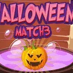 Et grusomt smilende gresskar flyter i en lilla bryggesgryte med vokslys og skinnende bokstaver som sier Halloween Match3 i bakgrunnen