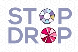 Tekst som sier STOP DROP med bokstaver som er fylt med flerfargede geometriske mønstre