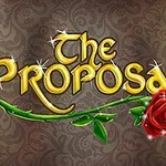Teksten The Proposal i gyldne bokstaver med en rød rose festet til en grønn stilk, mot en dekorativ brun bakgrunn